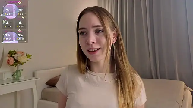 Snapshot of CarollSmithh chatting on 11/22/25, 09:03 CarollSmithh online show from 11/22/25, 09:03