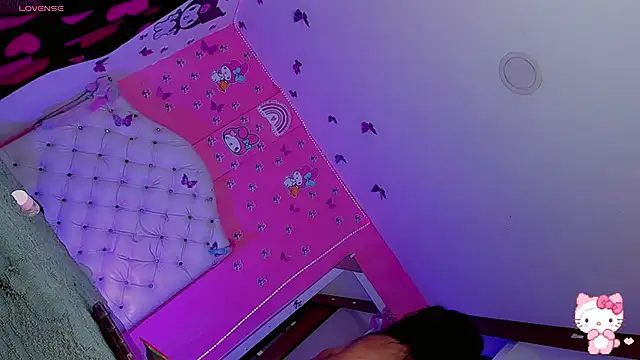 Snapshot of bonny_princess chatting on 11/22/25, 07:51 bonny princess online show from 11/22/25, 07:51