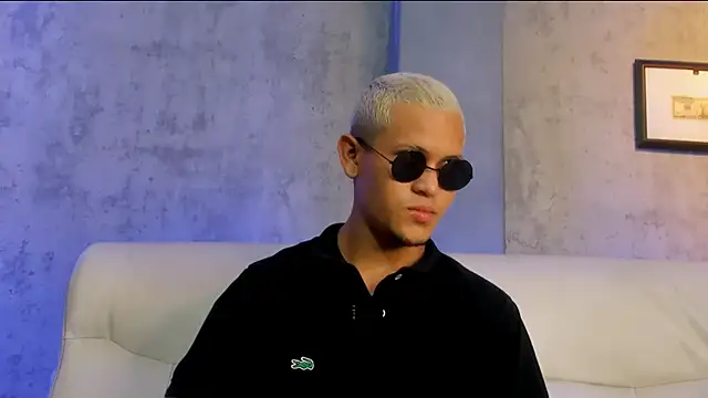 Manuel FPG online show from 11/18/25, 02:39