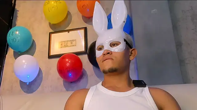 Manuel FPG online show from 11/19/25, 02:22