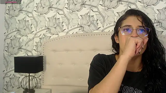 Luna Noire1 online show from 02/25/26, 04:22