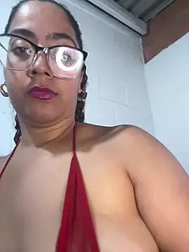 Jessyivonne online show from 05/06/26, 08:03