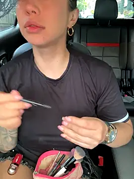 Sarahlove 90 online show from 09/17/25, 06:42