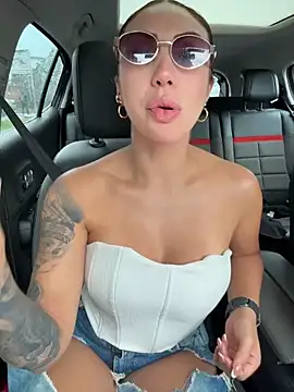 Sarahlove 90 online show from 10/15/25, 08:31