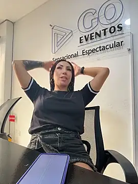 Sarahlove 90 online show from 12/05/25, 07:54