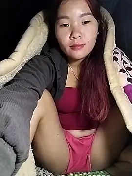 lylylove online show from 12/03/25, 08:34