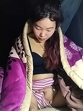 lylylove online show from 01/11/26, 09:09