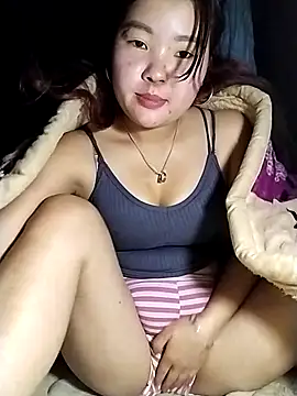 lylylove online show from 02/17/26, 12:18