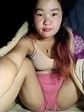 lylylove online show from 03/04/26, 02:17