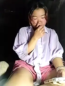 lylylove online show from 04/07/26, 02:01