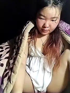 Snapshot of lylylove chatting on 05/01/26, 12:59 lylylove online show from 05/01/26, 12:59
