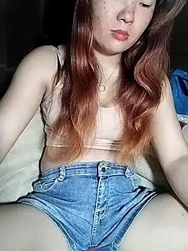 Snapshot of lylylove chatting on 05/30/26, 11:35 lylylove online show from 05/30/26, 11:35