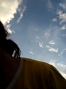 Ngocmi909 online show from 09/12/25, 10:48