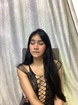 Snapshot of Kylie_Patrick chatting on 11/04/25, 01:16 Kylie Patrick online show from 11/04/25, 01:16