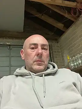 Richmcgee online show from 03/17/26, 08:23