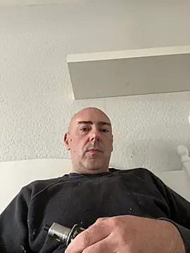 Richmcgee online show from 04/12/26, 11:37