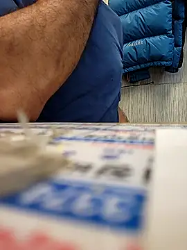 anggllaaa online show from 10/17/25, 02:26