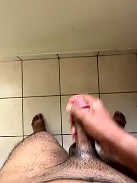 aliahmed98770 online show from 10/08/25, 07:28