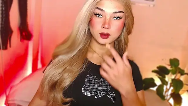 MissRumi Hunter online show from 12/15/25, 07:40