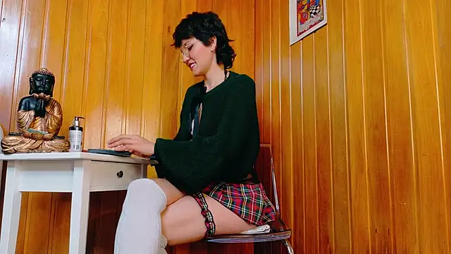 Zafiro Gem  online show from 10/21/25, 09:04