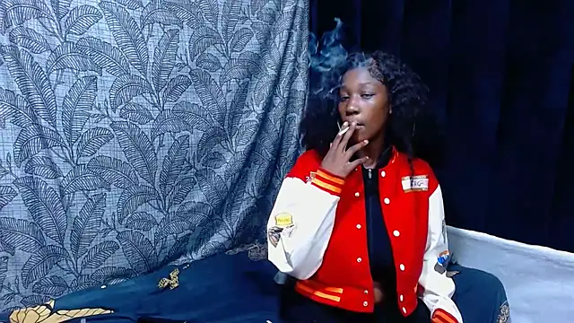 DarkQueen25x online show from 11/30/25, 08:24