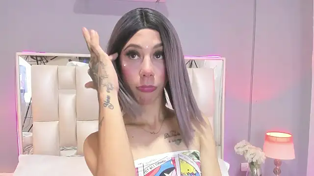 Darlyn tenderhot   online show from 12/02/25, 09:54