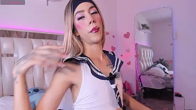 Darlyn tenderhot   online show from 02/25/26, 03:21