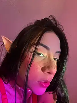 Alice and Bunny  online show from 12/20/25, 01:56