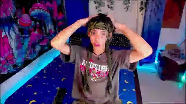 Snapshot of Thedoll_ethan7 chatting on 05/06/26, 02:40 Thedoll ethan7 online show from 05/06/26, 02:40