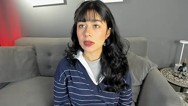 flower smith  online show from 12/17/25, 11:38