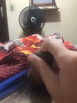 jmmm140793 online show from 10/19/25, 06:36