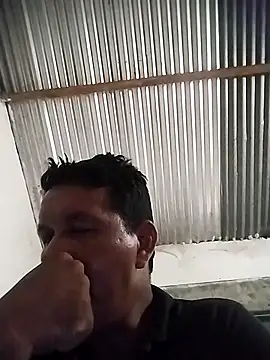 colombiano198720 online show from 09/23/25, 12:30