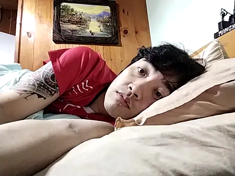 Snapshot of moaman190 chatting on 11/06/25, 02:29 moaman190 online show from 11/06/25, 02:29