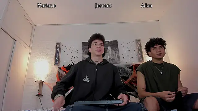 Adan Oriol online show from 10/30/25, 03:30