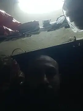 sexy and hot 1 online show from 10/30/25, 03:13