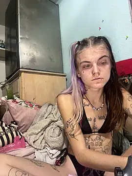 ittybittymeryssa online show from 12/22/25, 02:47