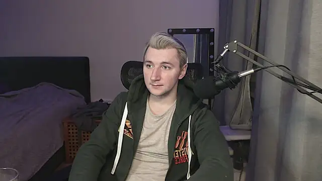 Snapshot of Elvin_Vaenight chatting on 11/29/25, 11:19 Elvin Vaenight online show from 11/29/25, 11:19