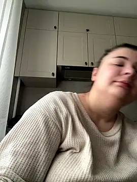 AliceCurlyX online show from 01/09/26, 08:17