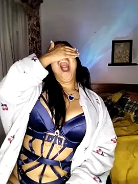 Tigresa23 online show from 11/11/25, 04:12