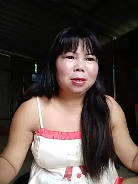 Snapshot of lusy-00 chatting on 06/26/26, 01:54 lusy-00 online show from 06/26/26, 01:54