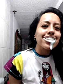 Queen Ashly online show from 12/20/25, 01:45