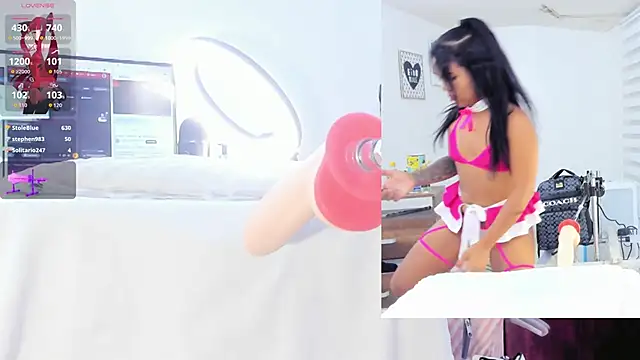 Rosy Emely online show from 10/04/25, 09:40