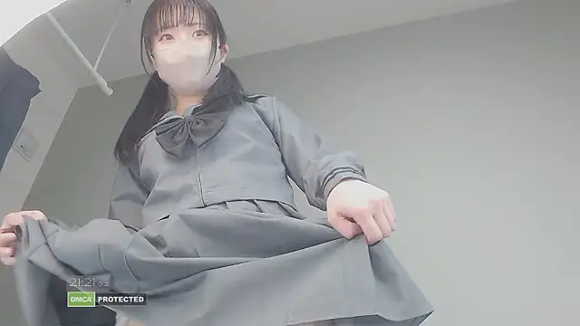 Hanna xxx cute online show from 03/12/26, 12:22