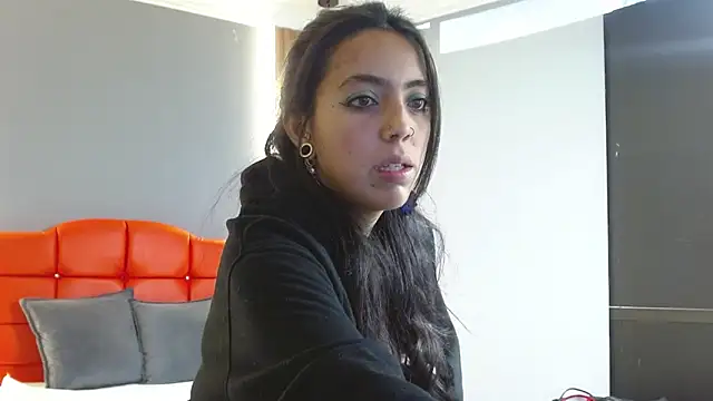 LiaMonroee  online show from 02/11/26, 11:59