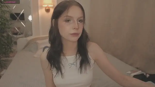 claire bennett online show from 09/13/25, 10:53