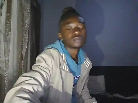 Snapshot of Nykho17 chatting on 10/21/25, 08:09 Nykho17 online show from 10/21/25, 08:09