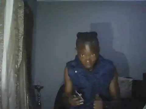 Snapshot of Nykho17 chatting on 10/31/25, 06:31 Nykho17 online show from 10/31/25, 06:31