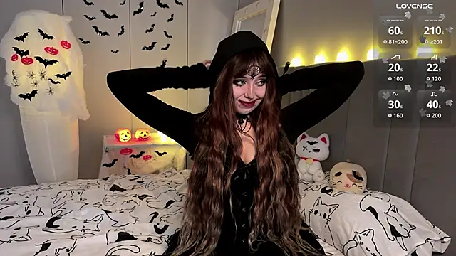 Snapshot of RileyVice chatting on 10/31/25, 08:04 RileyVice online show from 10/31/25, 08:04