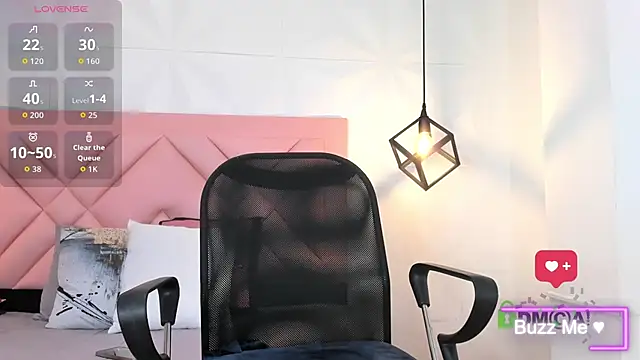 lia harper  online show from 04/14/26, 05:41