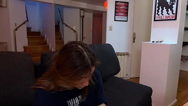 Snapshot of annaxxxb chatting on 11/05/25, 12:10 annaxxxb online show from 11/05/25, 12:10